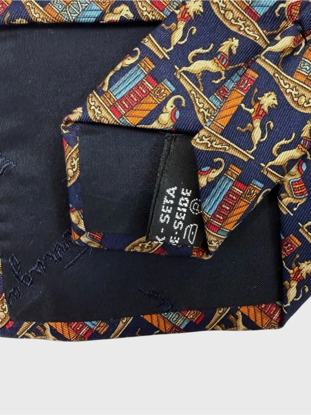 Salvatore Ferragamo Multicolor Animal Library Book Silk Neck Tie - Picture 6 of 7